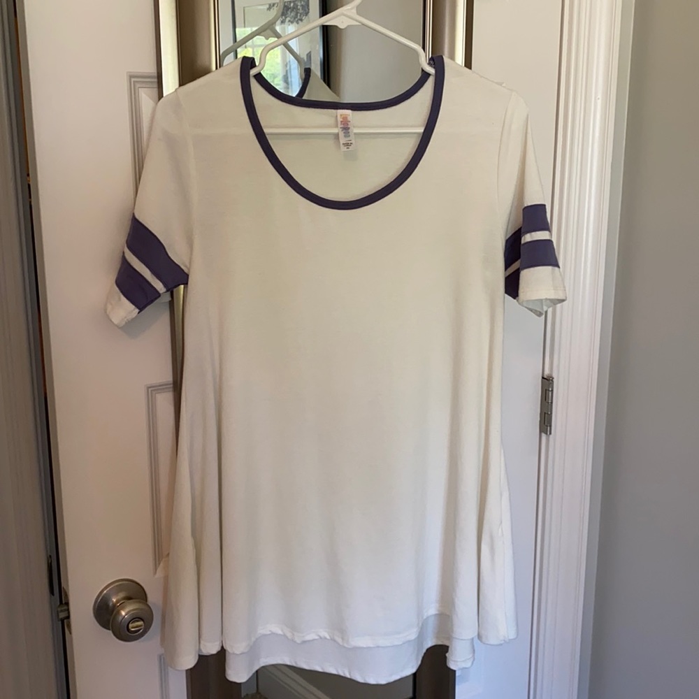 LuLaRoe shirt